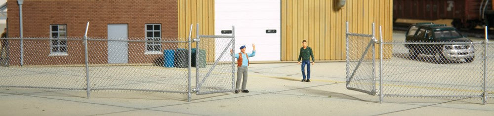 Walthers Cornerstone 933-3125 HO Chain-Link Fence Kit - Up to 2 Gates - (Scale Length: Approximately 203cm)