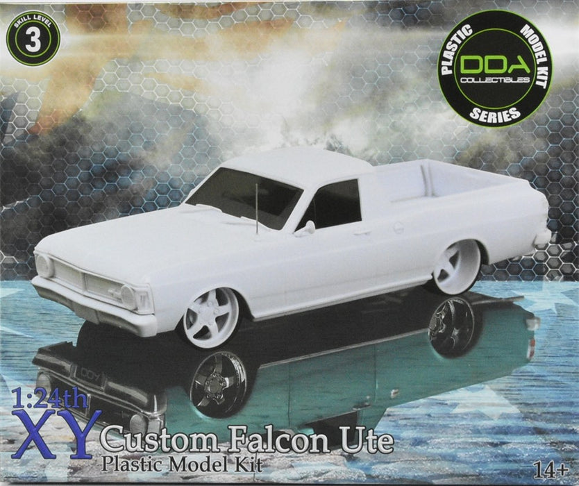 DDA-246K 1:24 Ford XY Falcon Ute (Slammed) Plastic Model Kit