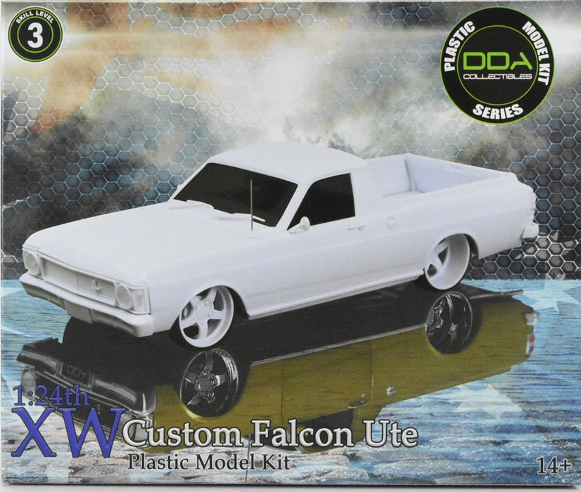 DDA-247K 1:24 Ford XW Falcon Ute (Slammed) Plastic Model Kit