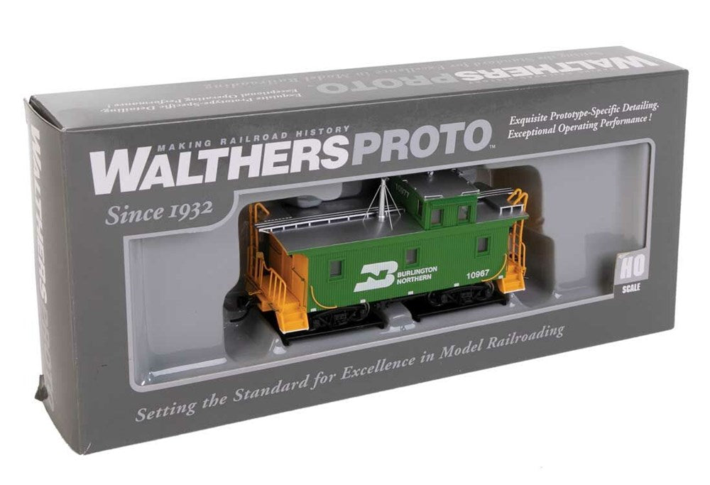 Walthers Proto 920-103457 HO DM&IR Class G2 Wood Caboose - Burlington Northern #10967