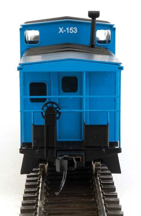 Walthers Mainline 910-8716 HO International Extended Wide-Vision Caboose - Great Northern X-153