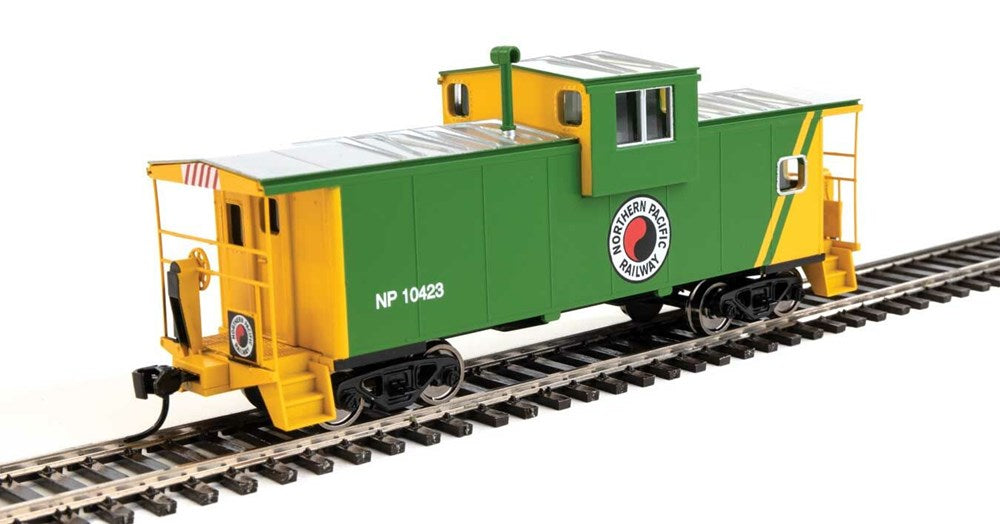 Walthers Mainline 910-8719 HO International Extended Wide-Vision Caboose - Northern Pacific #10423