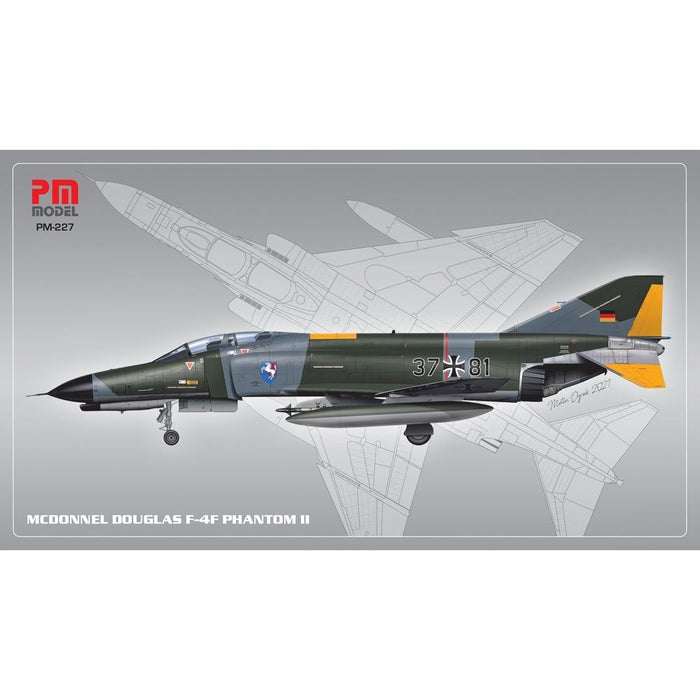 PM Model 227 1:96 F-4 E/F Phantom II Fighter Aircraft