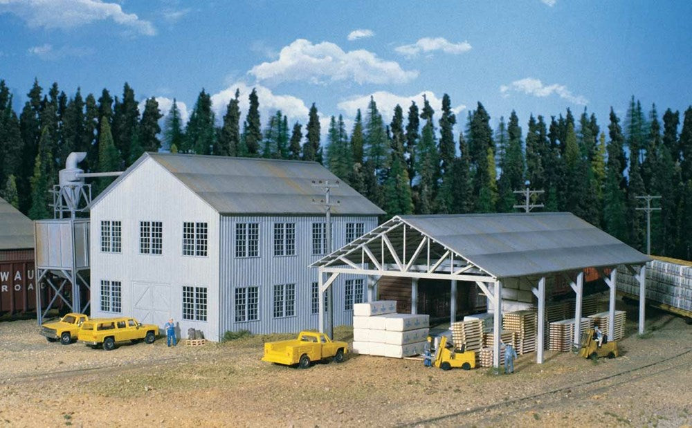 Walthers Cornerstone 933-3059 HO Planing Mill and Shed Kit