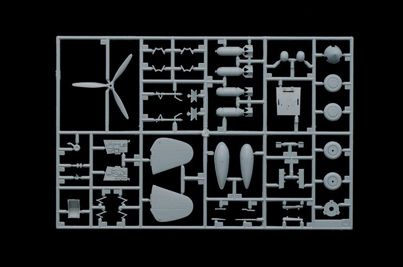 Italeri 2795 1:48 P-40 E/K Kittyhawk
