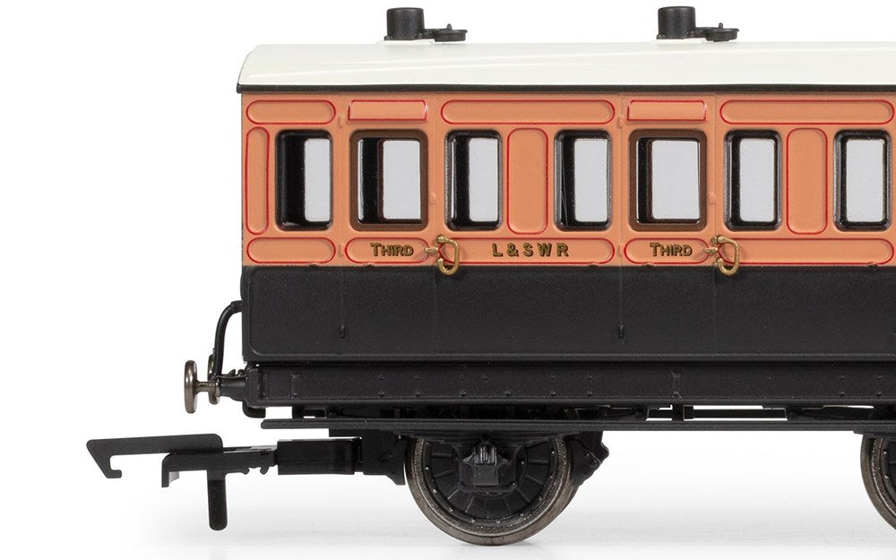 Hornby R40291 OO LSWR, 6 Wheel Coach, 3rd Class, 821 - Era 2