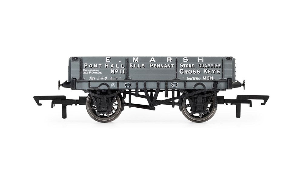 Hornby R60189 OO 3 Plank Wagon, E. Marsh - Era 3