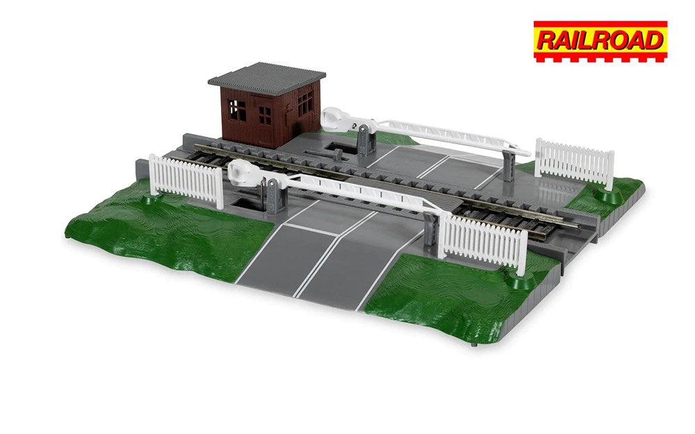 Hornby R8259 OO RailRoad: Automatic Level Crossing