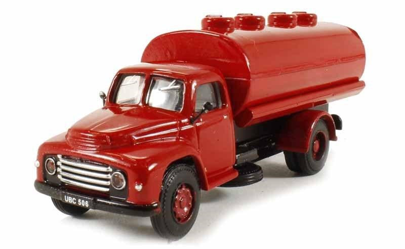 Base Toys A012B OO Commer Superpoise Tanker in red (circa 1958-1968)