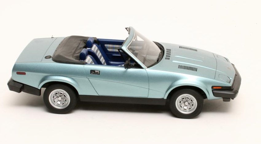 Cult Models CML070-2 1:18 Triumph TR7 DHC Metallic Blue 1980
