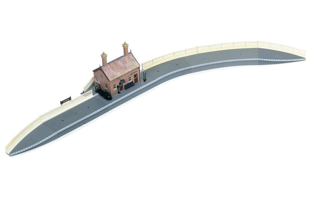 Hornby R8000 OO Country Station Kit