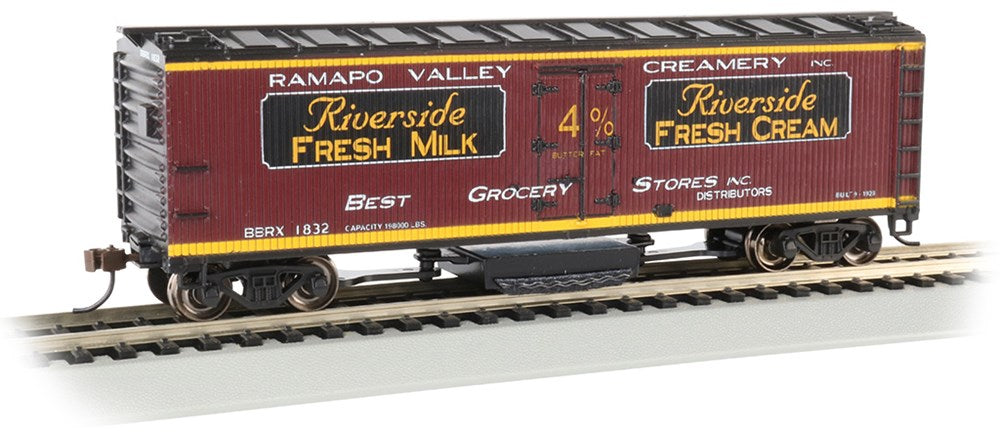 Bachmann USA 16333 [HO] Track Cleaning 40' Wood-Side Reefer - Ramapo Valley