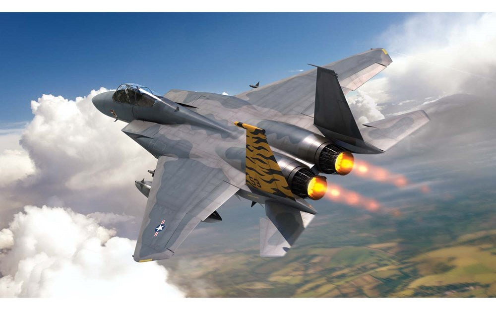 Airfix A55311 1:72 McDonnell Douglas F-15A Eagle - Large Starter Set