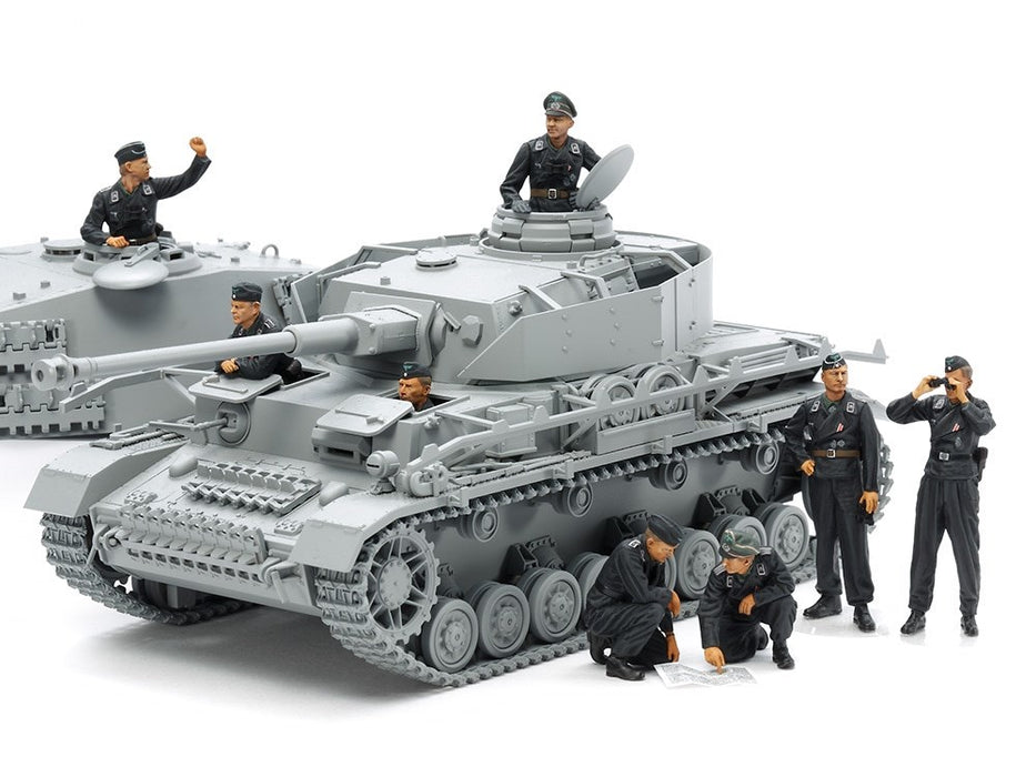 Tamiya 35354 1/35 Scale WWII German Wehrmacht Tank Crew Set