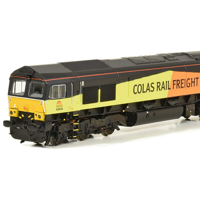 Graham Farish [N] 371-387 Class 66/8 66846 Colas Rail Freight
