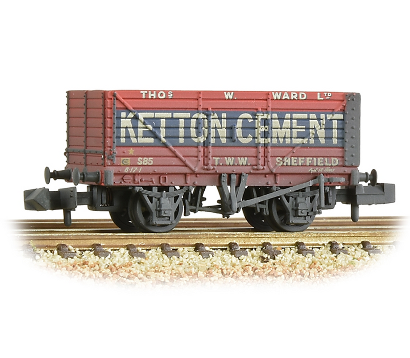 Graham Farish [N] 377-126C 8 Plank Wagon with End Door 'Ketton Cement' Red