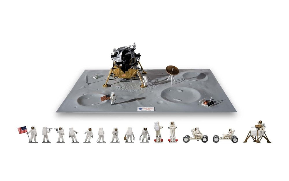 Airfix A50106 1:72 'One Small Step For Man' Gift Set