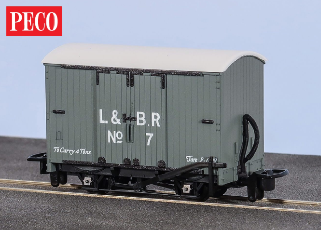 Peco GR-220B OO-9 Box Van L&B Livery No 7