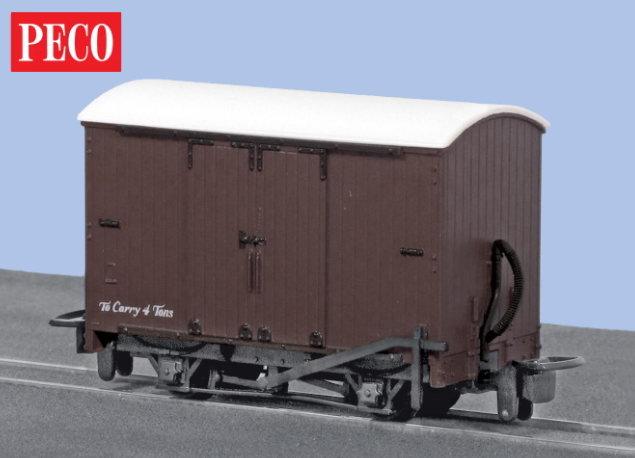 Peco GR-221U OO-9 Box Van Unlettered Brown