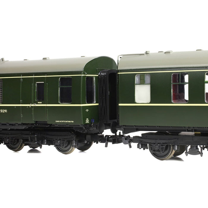 Branchline [OO] 31-326B Class 105 2-Car DMU BR Green (Speed Whiskers)