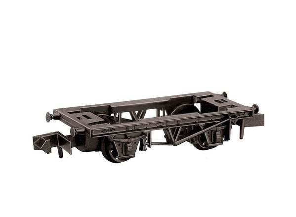 Peco NR-121B N 10ft WB Goods Brake Van Chassis with Steel Type Sole Bars