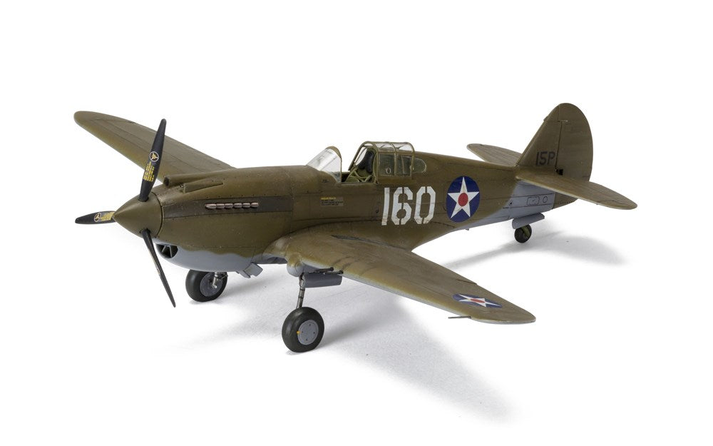 Airfix A05130A 1:48 Curtiss P-40B Warhawk