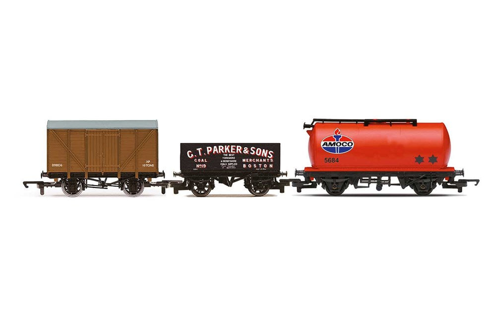 Hornby R60048 OO RailRoad Triple Wagon Pack - Mixed Wagons with Box Van - Era 3