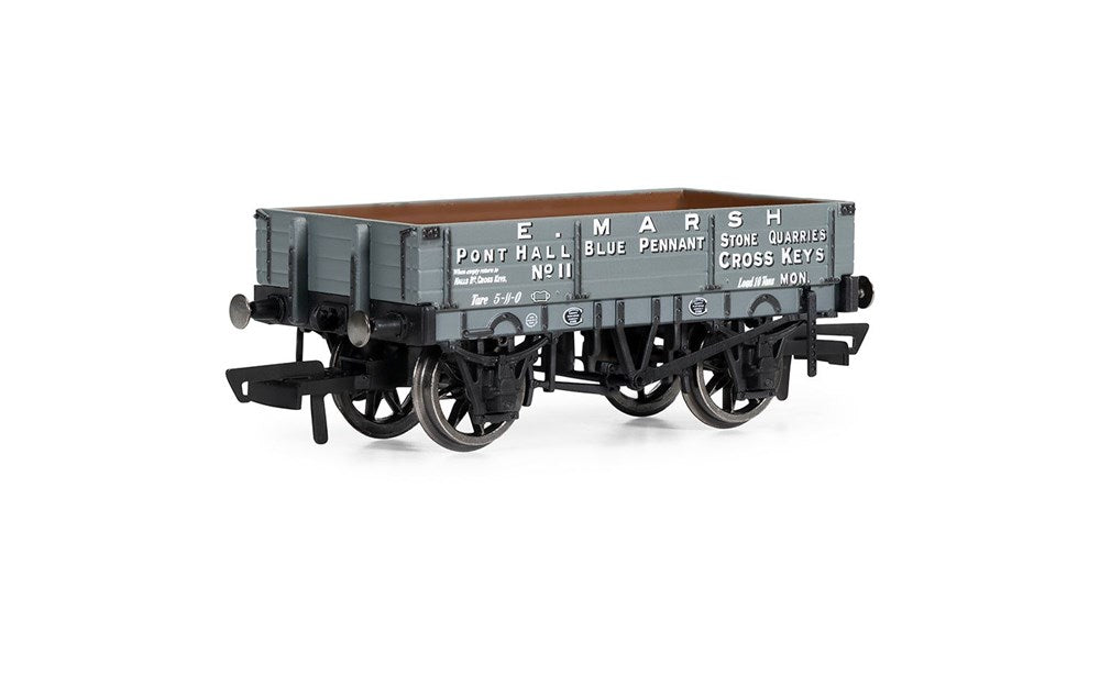Hornby R60189 OO 3 Plank Wagon, E. Marsh - Era 3