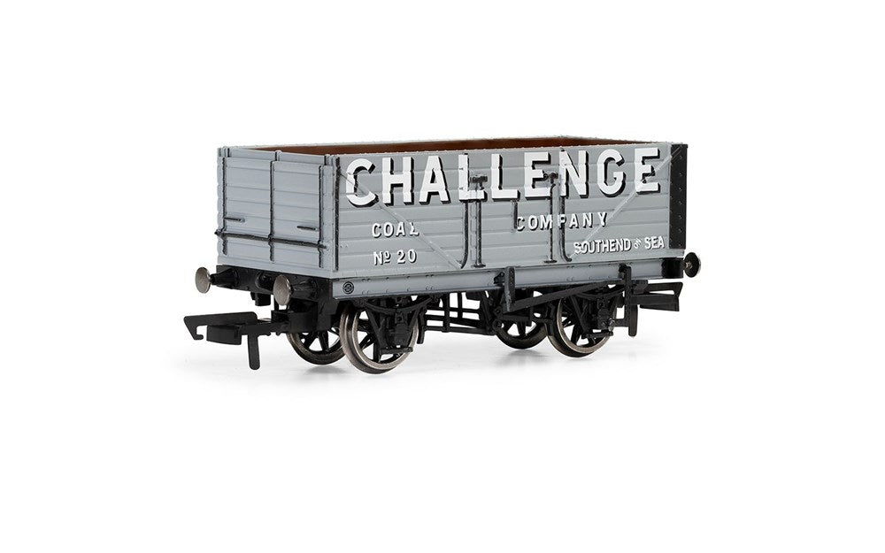 Hornby R60193 OO R60193 7 Plank Wagon, Challenge Coal Company - Era 3